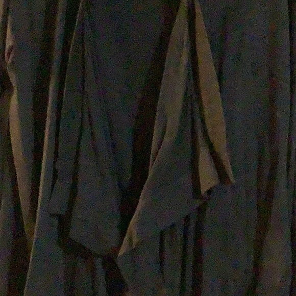 3 for $10 Grey Sweater  cold shoulder with zipper - Picture 3 of 3